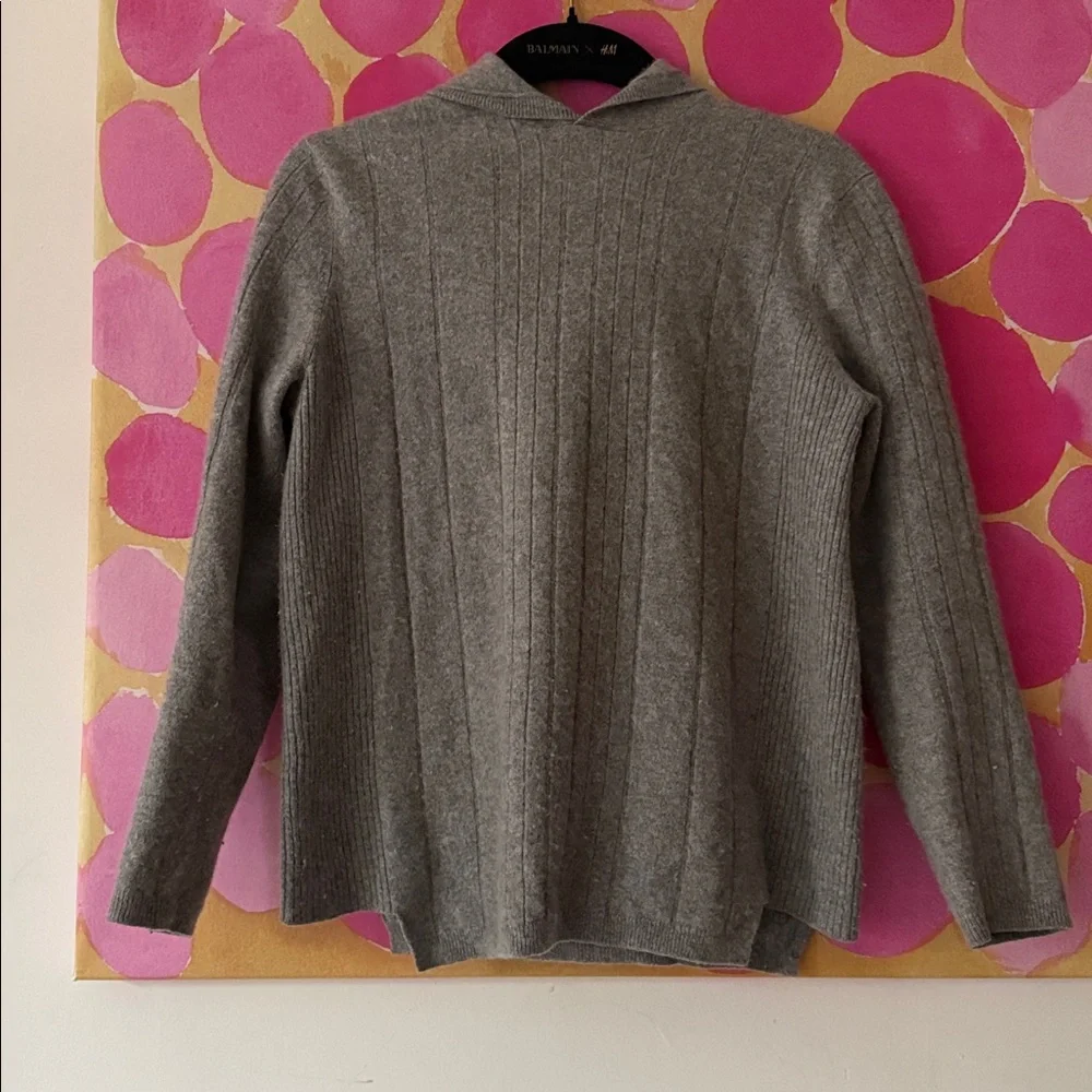 NakedCashmere Light Gray Cashmere Hoodie Sweater - Picture 2 of 8